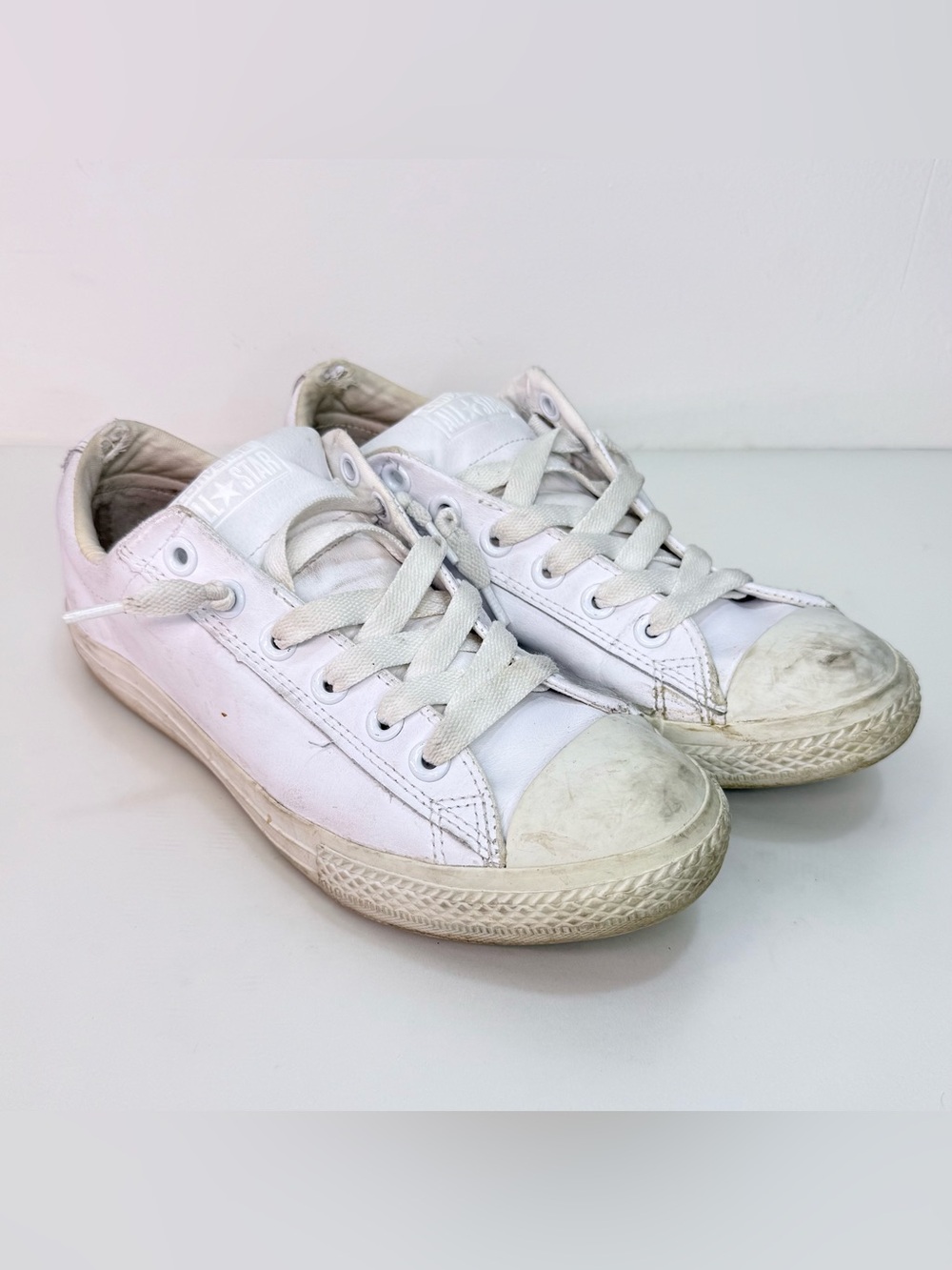 Converse Chuck Taylor All Star all Leather White Low-Top Sneakers